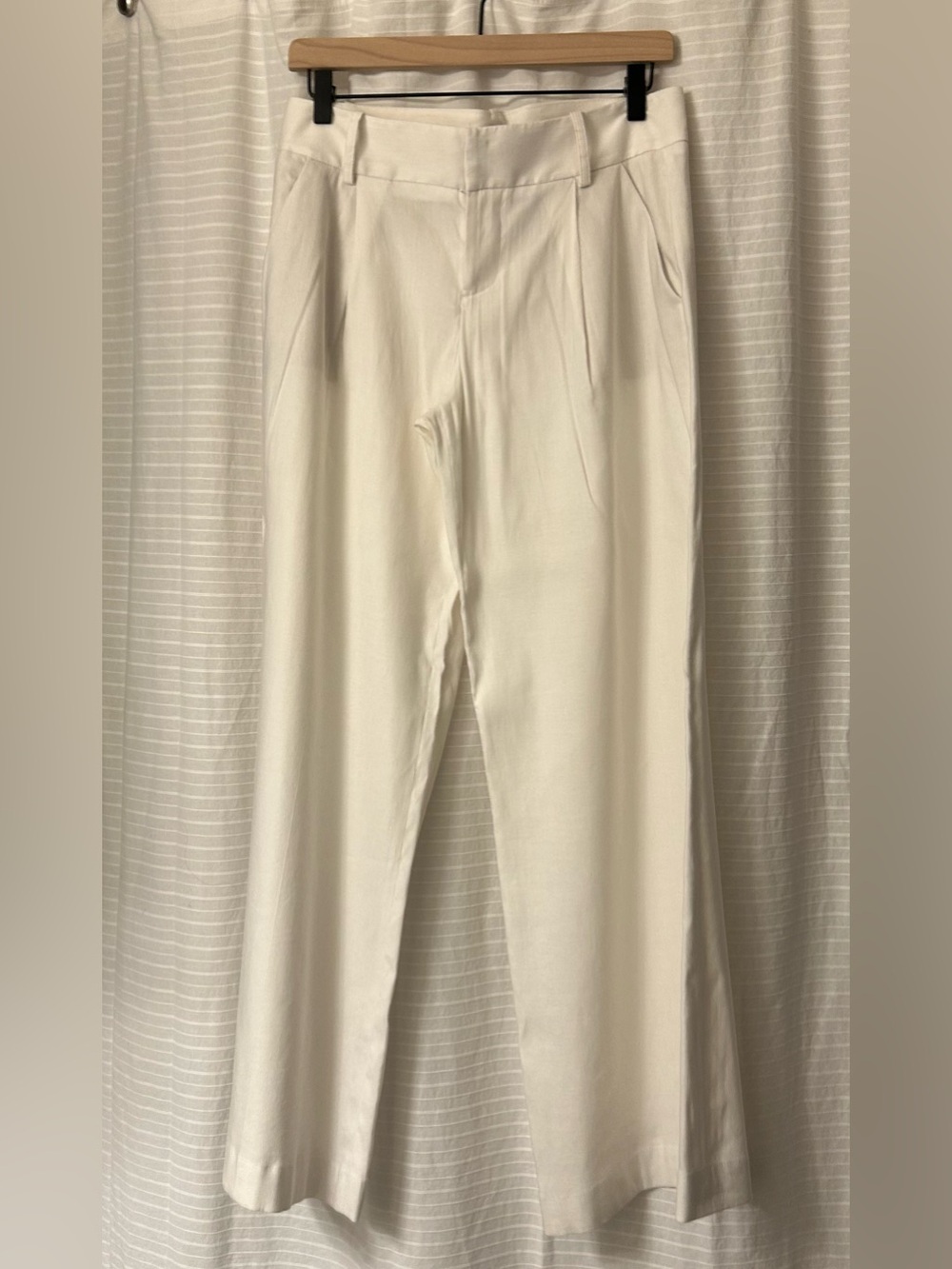 Women’s Cream Dress Pants - Classic Tailored Fit
